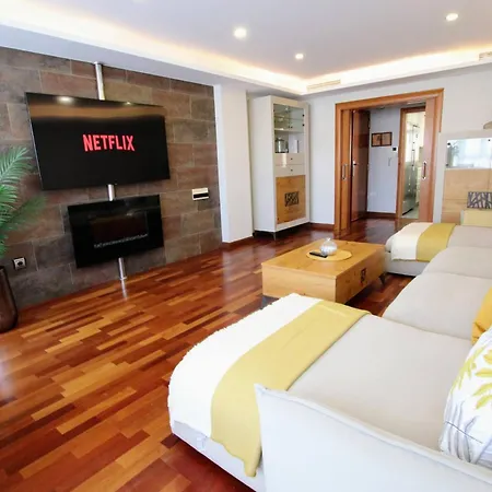 Tess Pacifico Apartment *